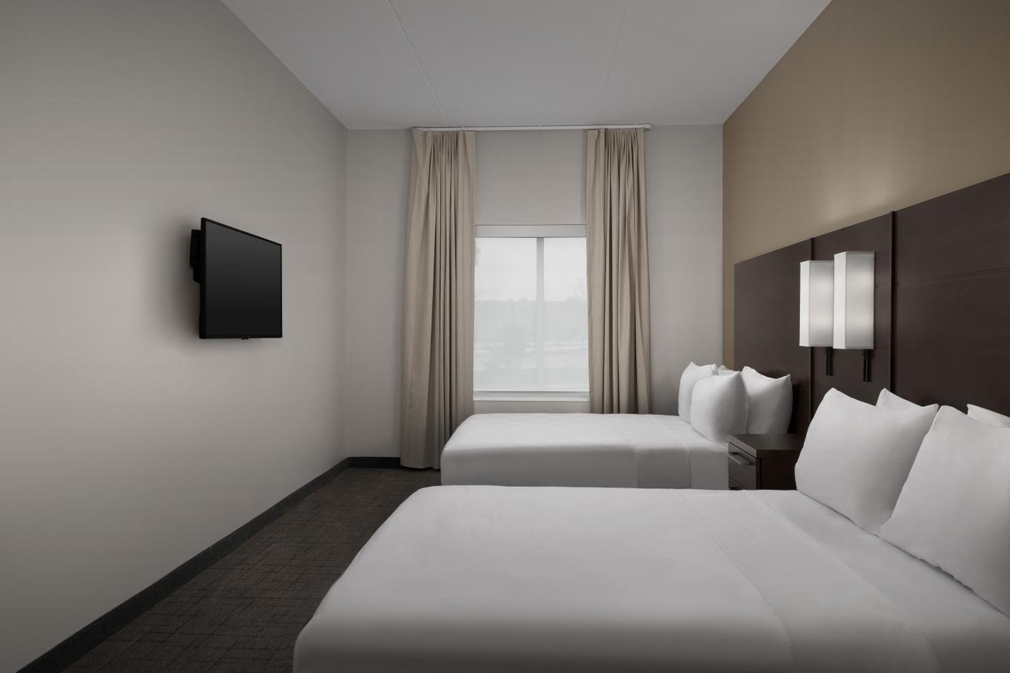 Residence Inn Kenwood Екстериор снимка